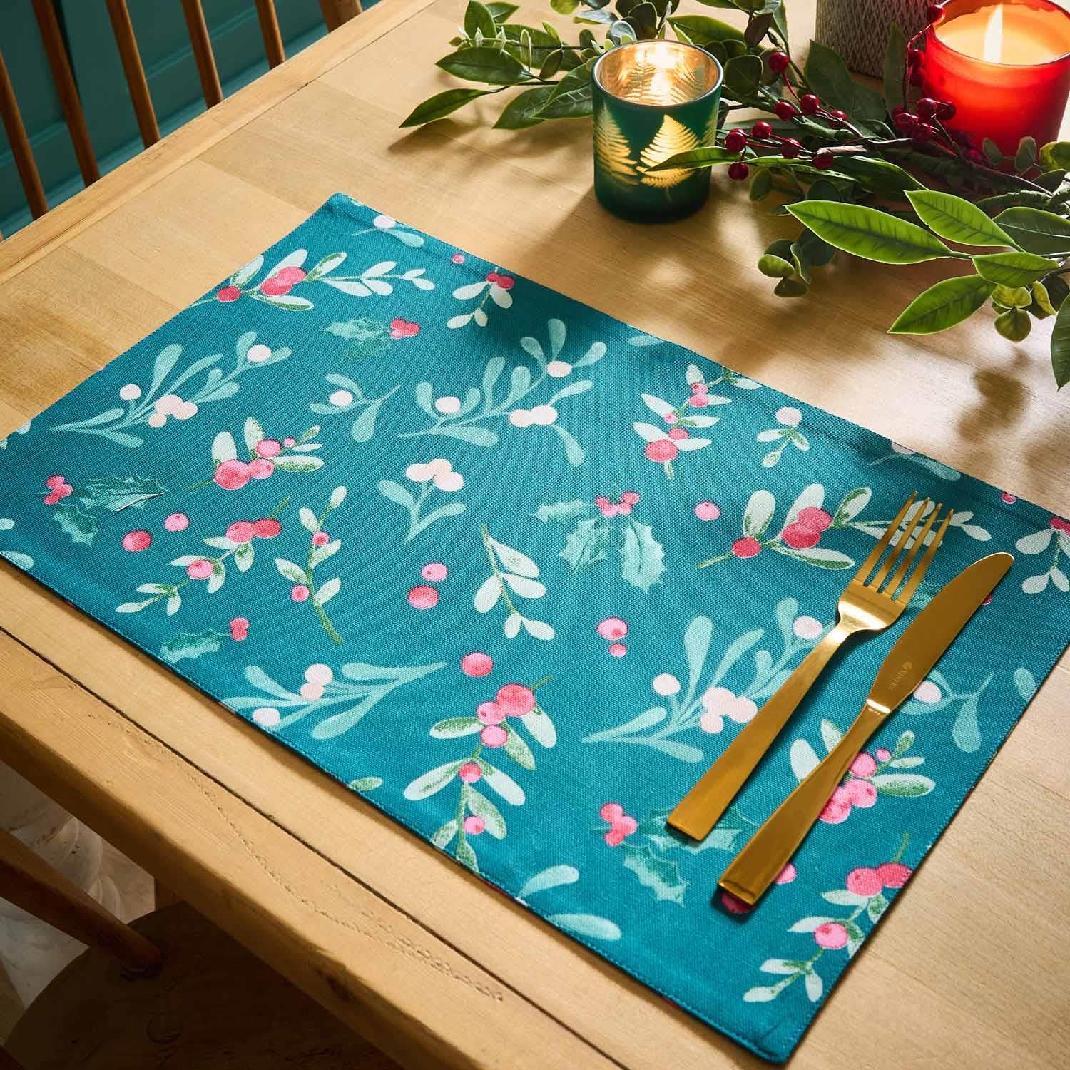 Christmas Holly & Mistletoe Kitchen Textiles Collection by Catherine Lansfield
