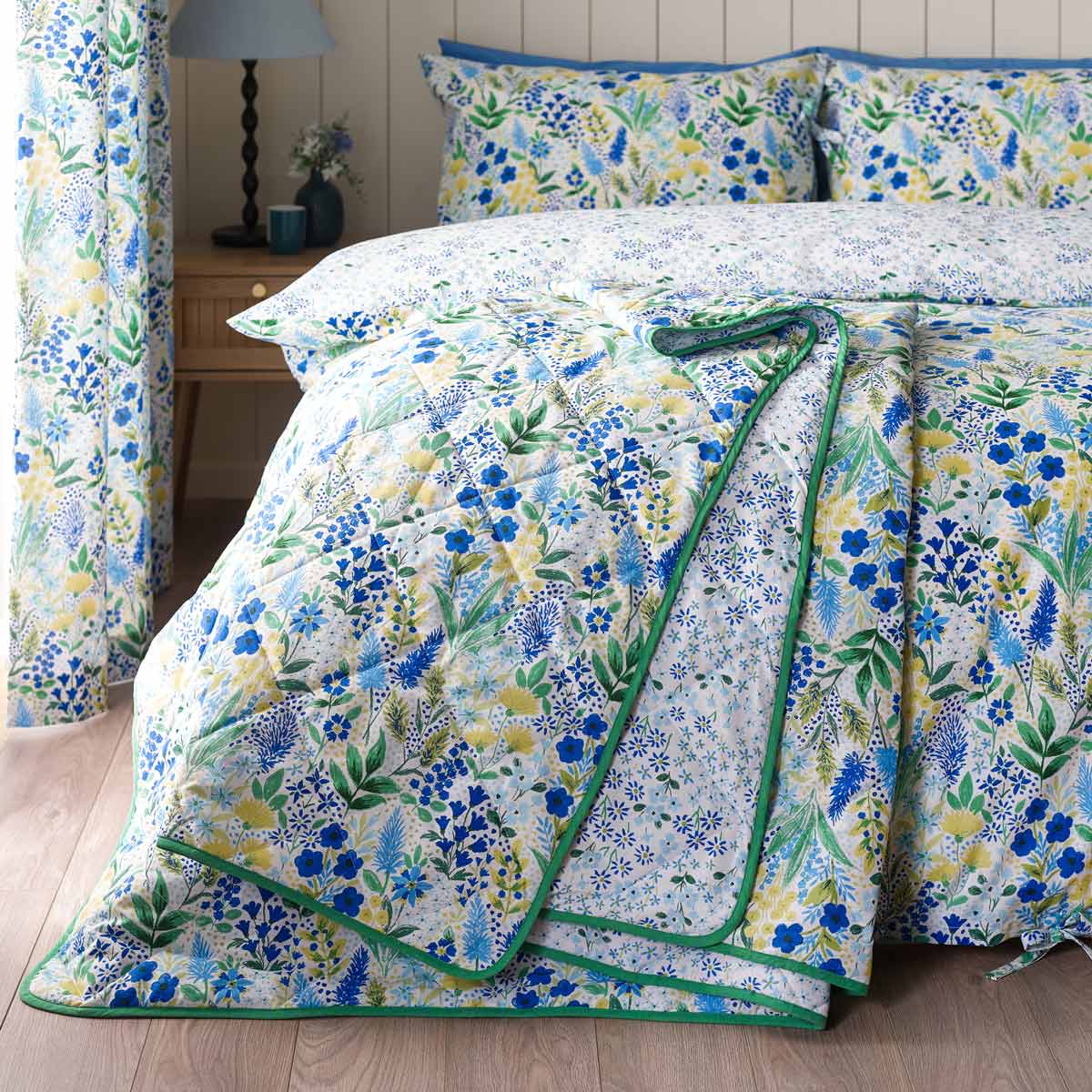 Tilly Floral Bedspread by Catherine Lansfield