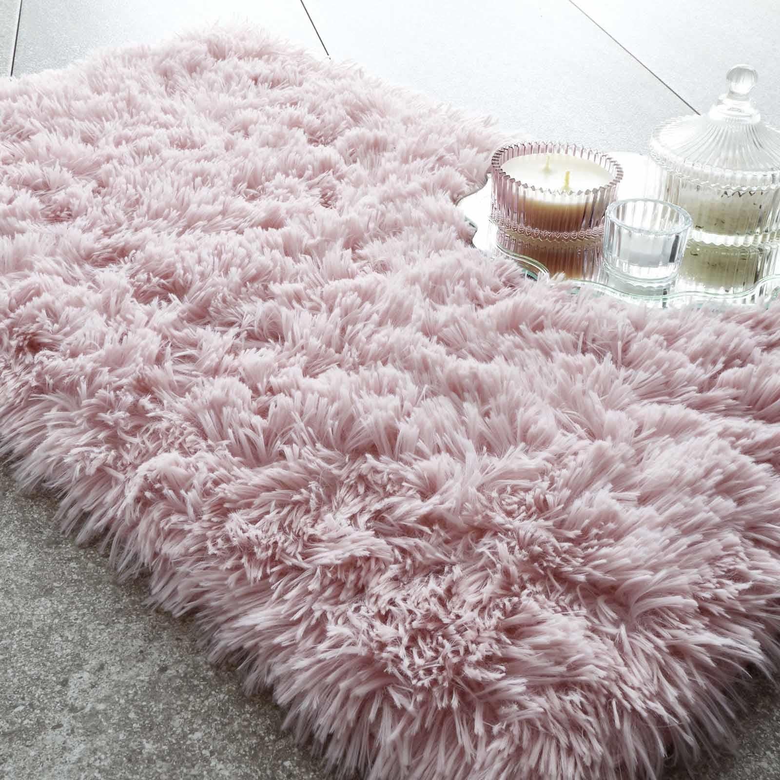 Cuddly Bath Mat 50cm x 80cm by Catherine Lansfield