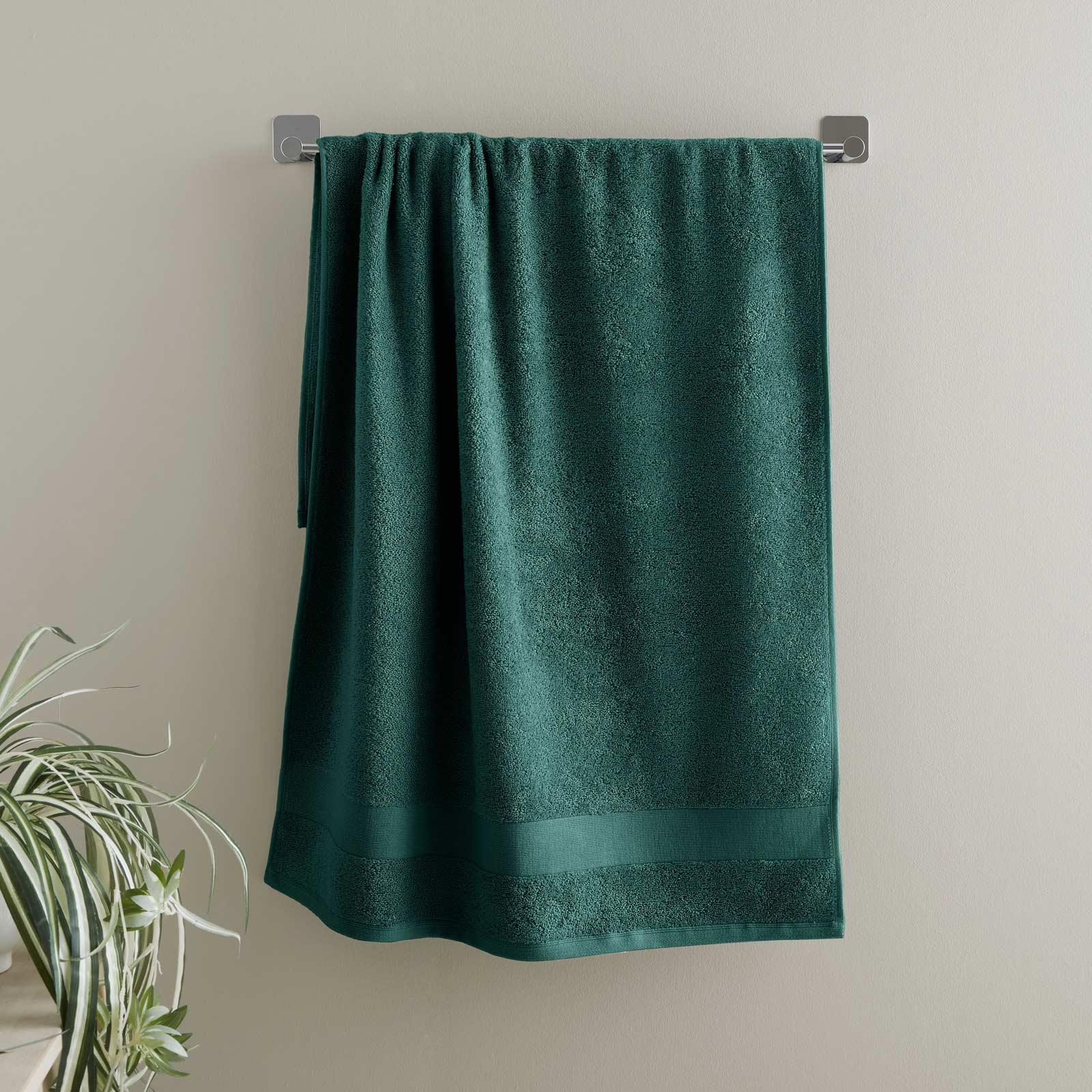 Anti-Bacterial 500gsm Towel by Catherine Lansfield