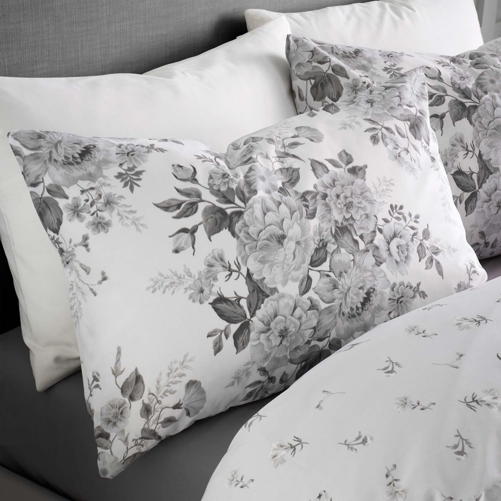 Elinda Floral Duvet Cover Set by Catherine Lansfield
