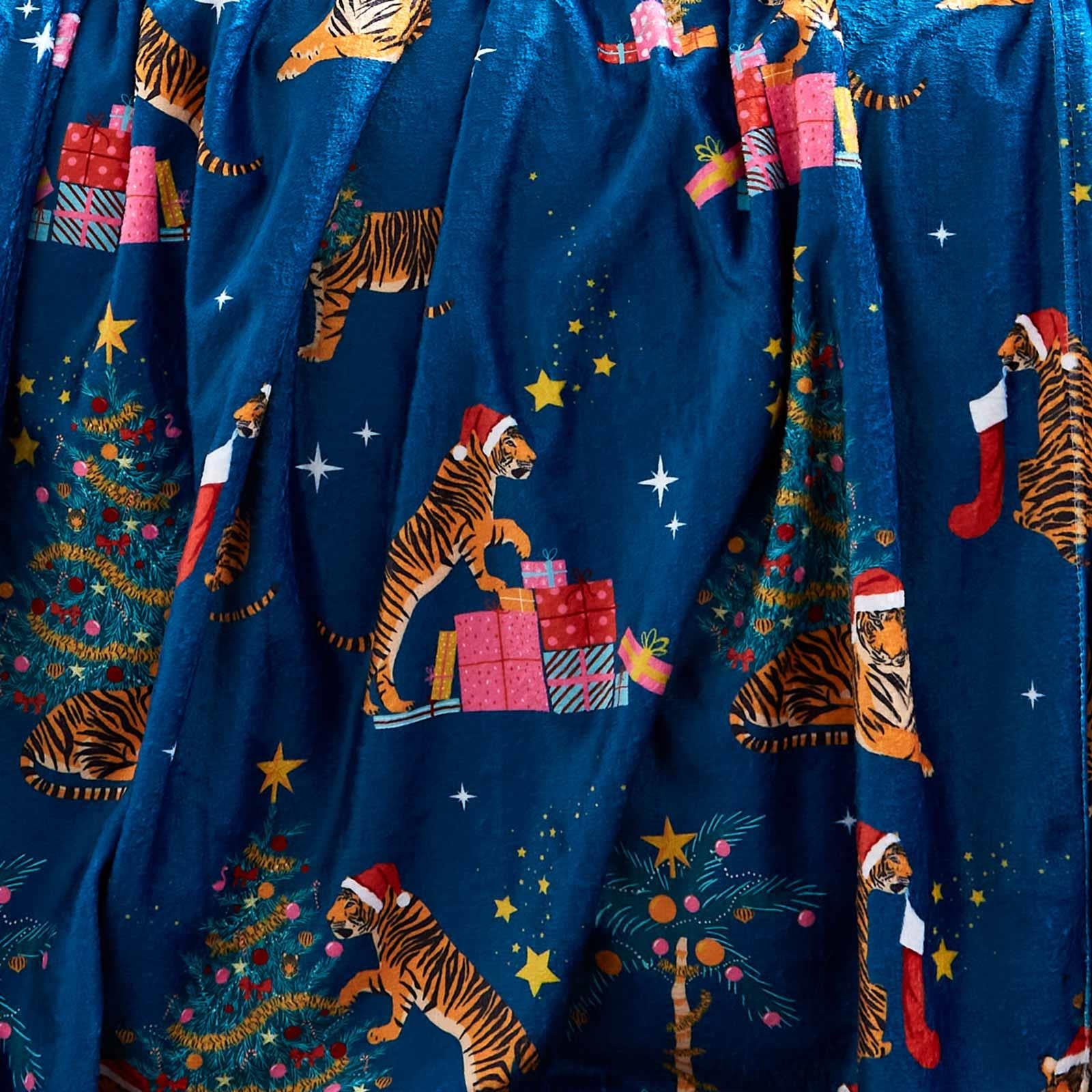 Christmas Tiger Fleece Throw by Catherine Lansfield