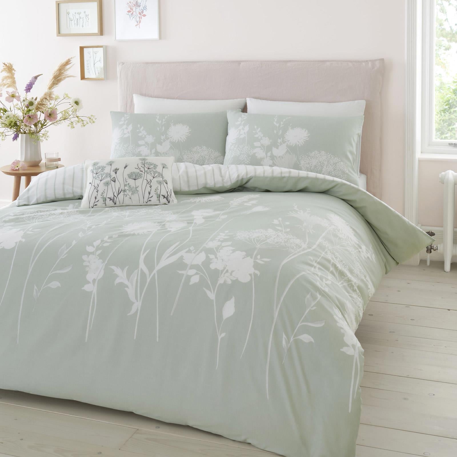 Meadowsweet Floral Duvet Cover Set by Catherine Lansfield