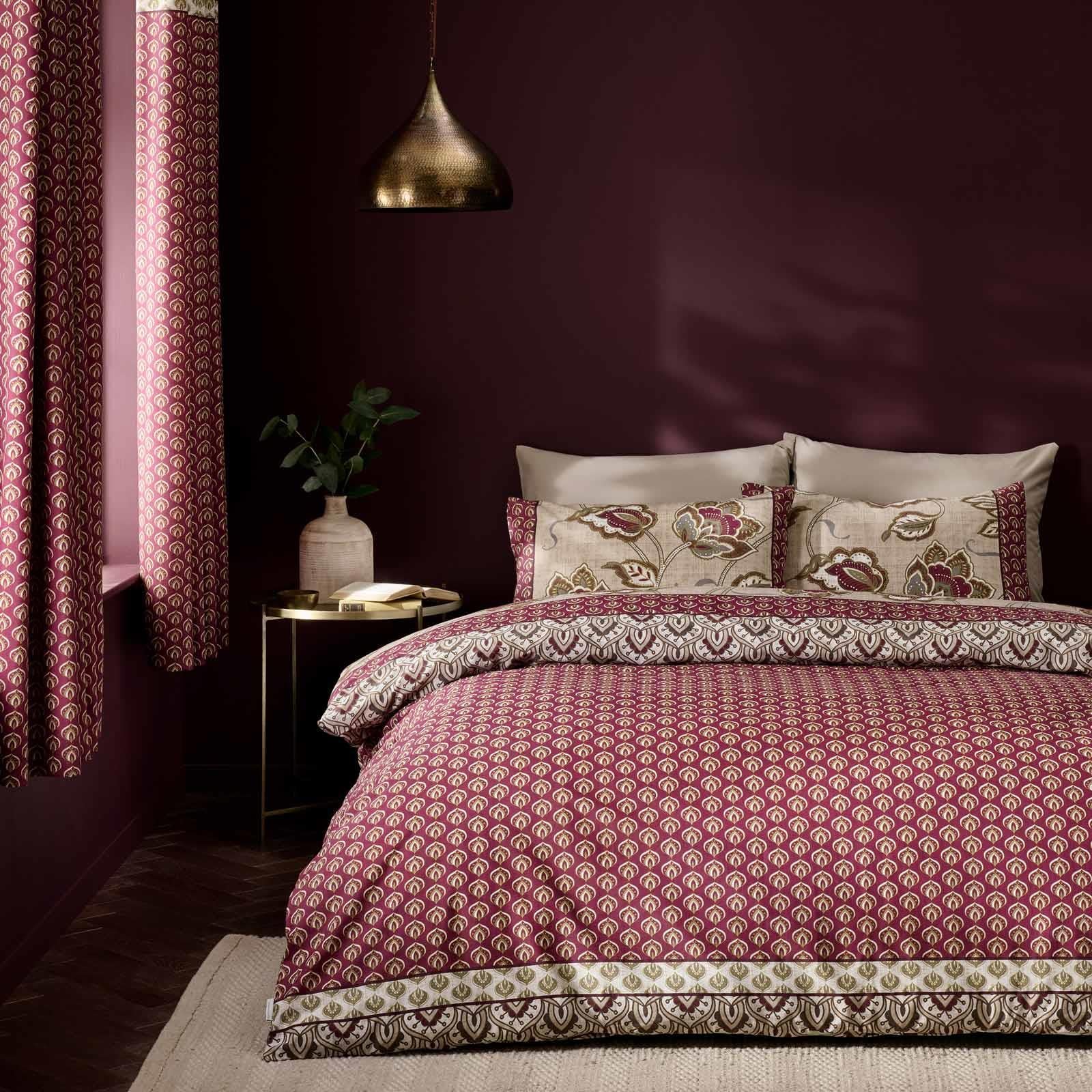 Kashmir Paisley Floral Duvet Cover Set by Catherine Lansfield