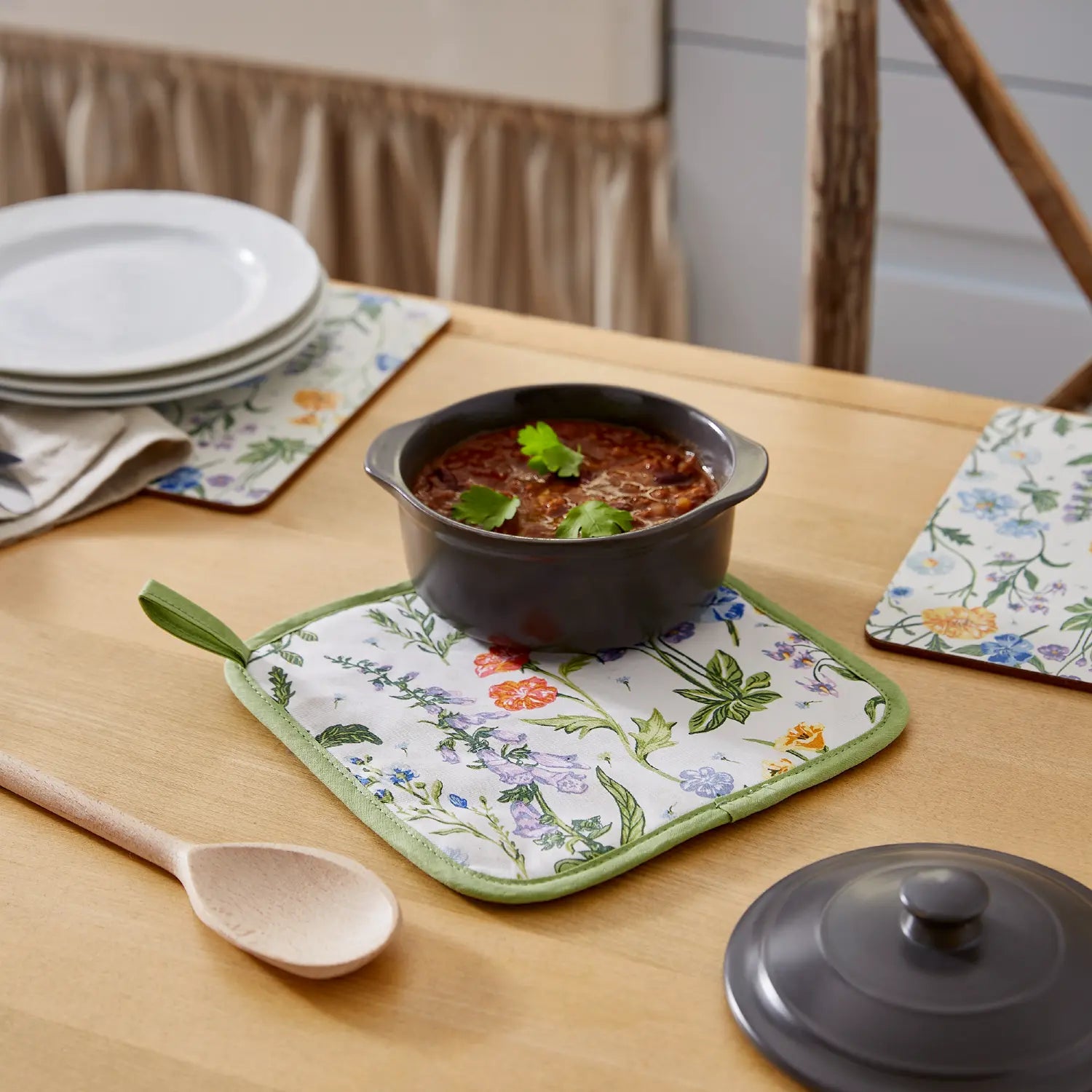 Cottage Garden Kitchen Collection by Ulster Weavers