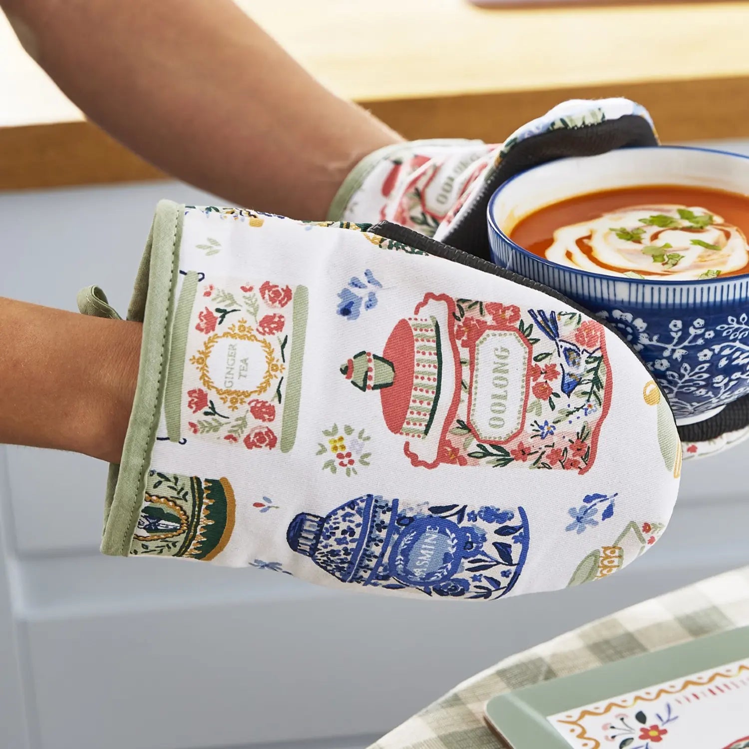 Tea Tins Kitchen Collection by Ulster Weavers