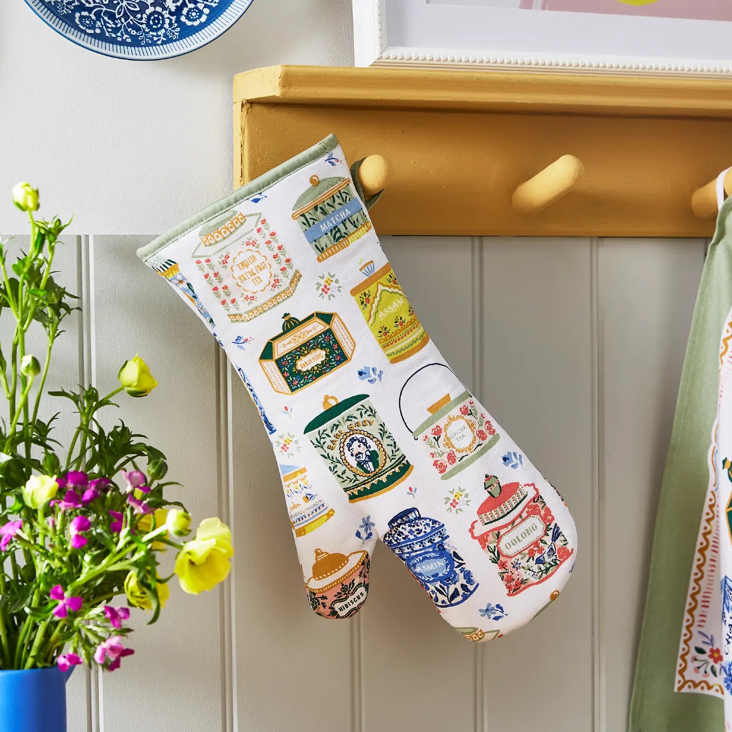 Tea Tins Kitchen Collection by Ulster Weavers