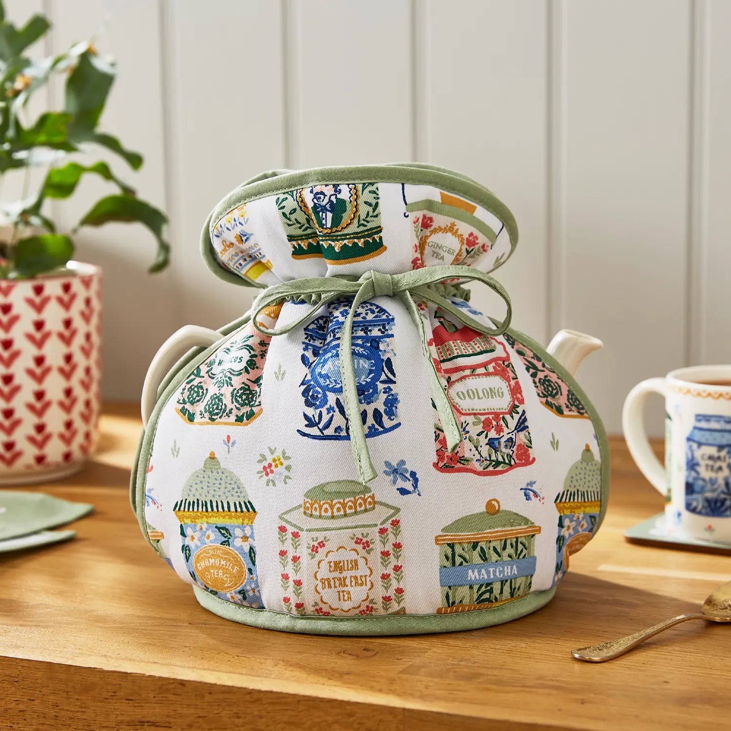 Tea Tins Kitchen Collection by Ulster Weavers