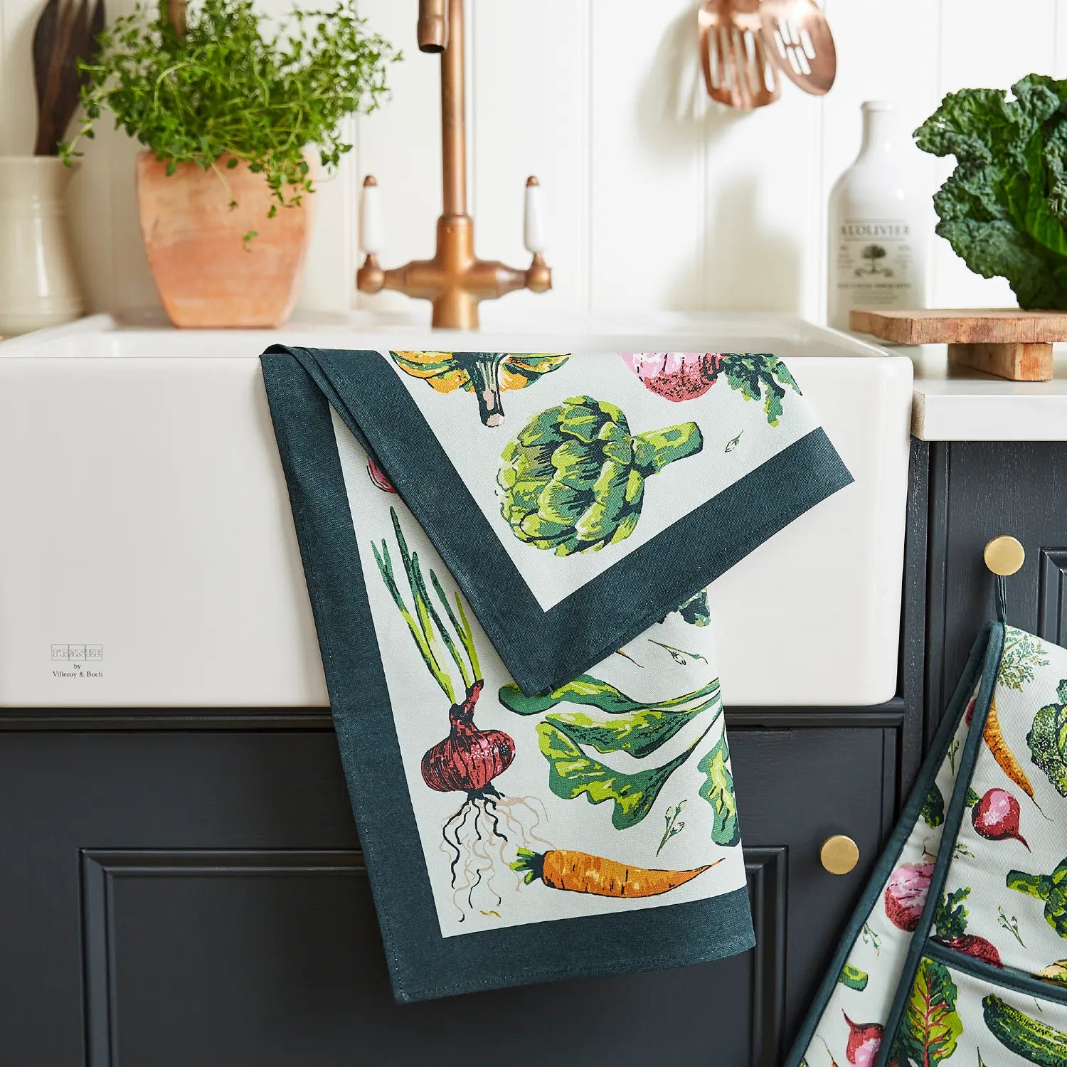 Vegetable Medley Kitchen Collection by Ulster Weavers