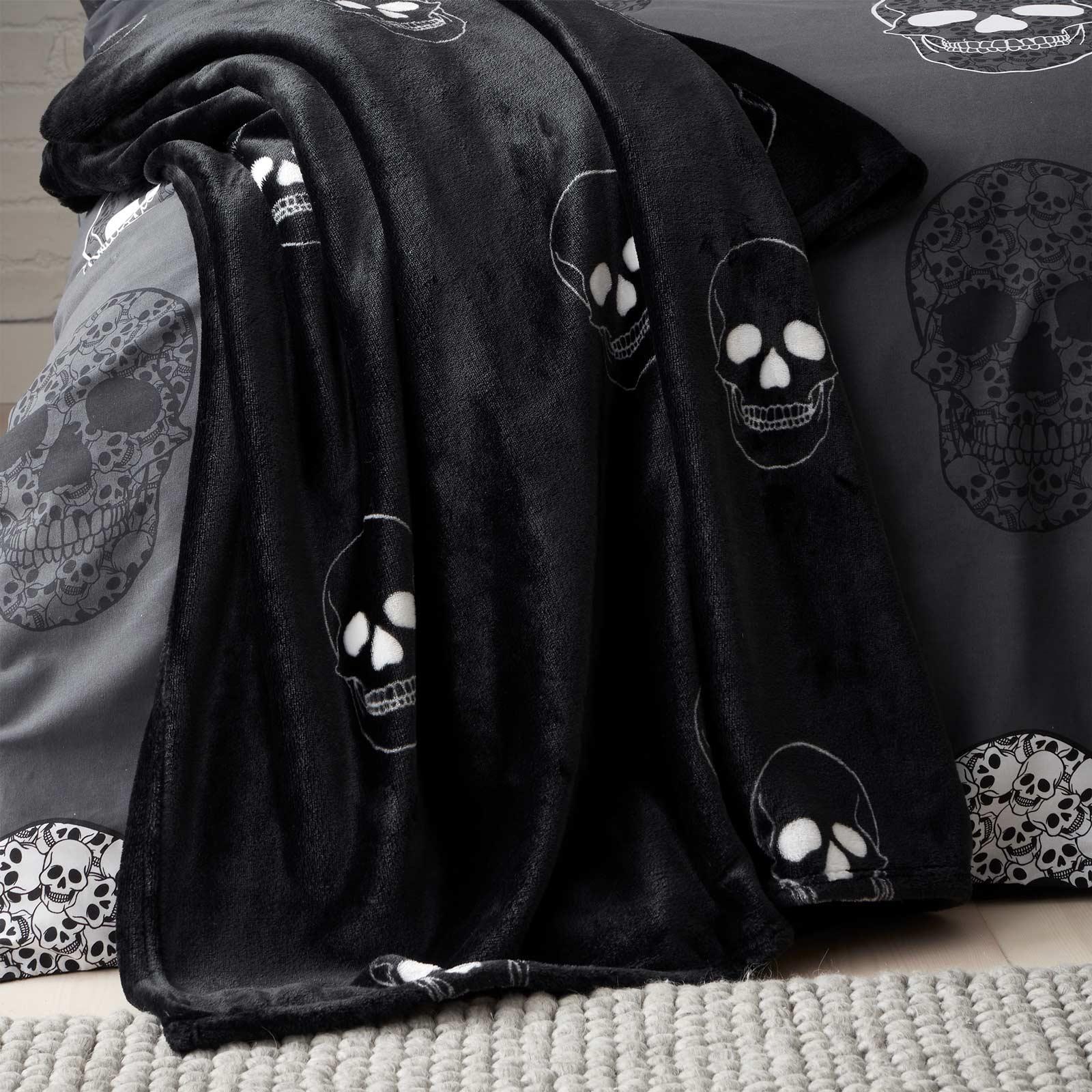 Skulls Fleece Throw by Catherine Lansfield