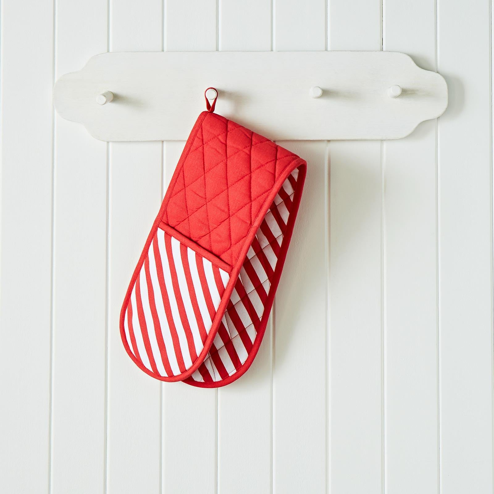 Christmas Candy Cane Kitchen Textiles Collection by Catherine Lansfield